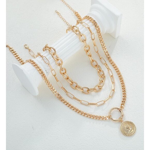 Vintage Gold Layered Necklaces for Women Trendy, Chunky Cuban Link Paperclip Cha - Picture 8 of 9